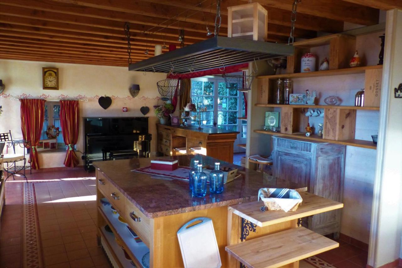 Gite Du Hameau D'Amignie Vernay Buitenkant foto
