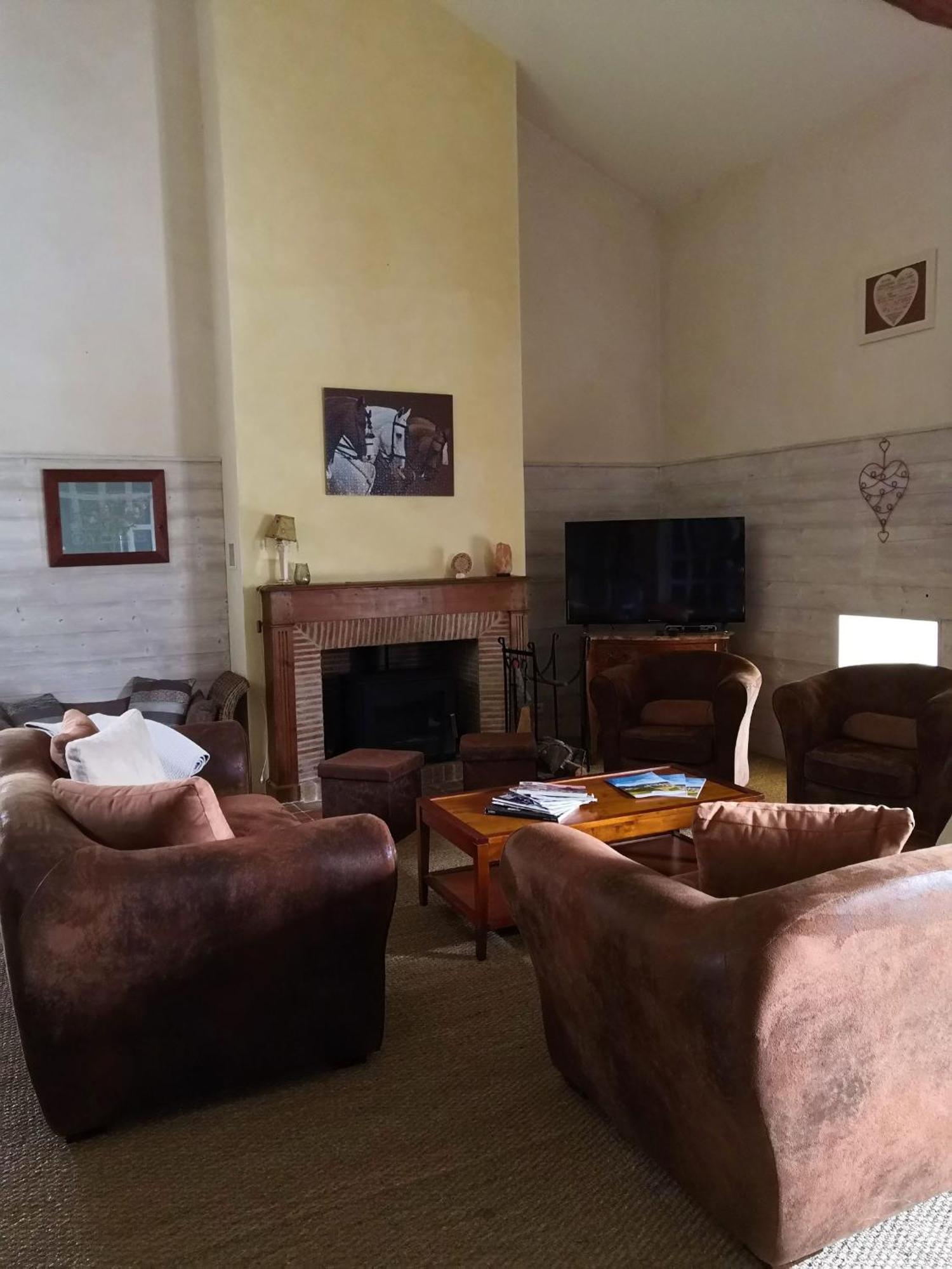 Gite Du Hameau D'Amignie Vernay Buitenkant foto